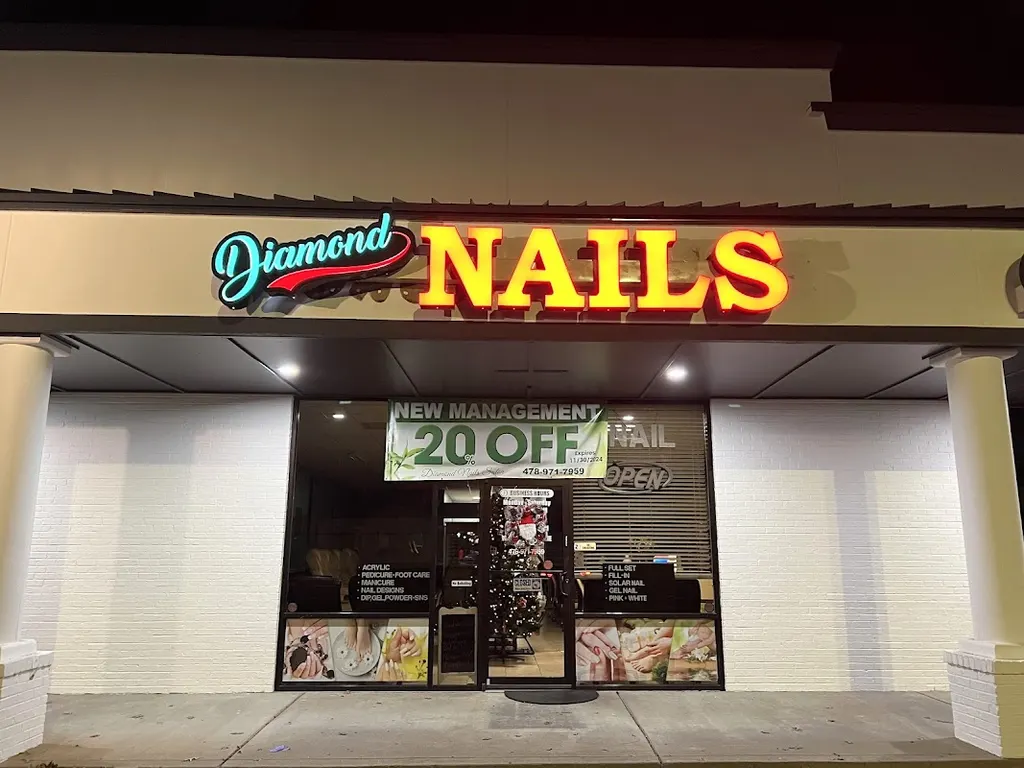 Diamond Nails Salon — Nail salon in Warner Robins